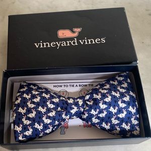 Men's Designer Vineyard Vines 100% Silk Easter Bunny BowTie Bowtie New